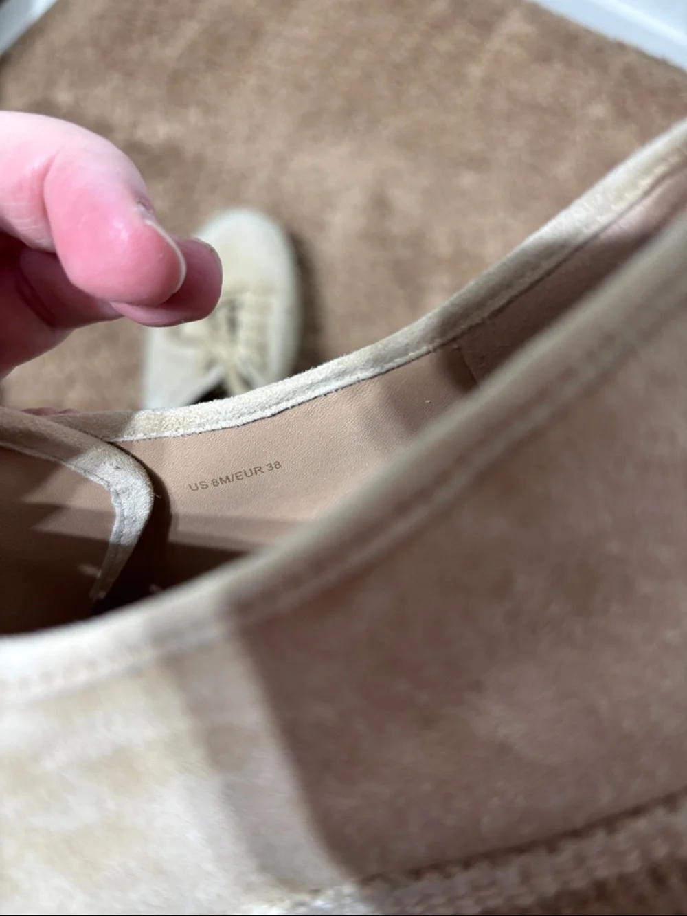 Vince beige suede